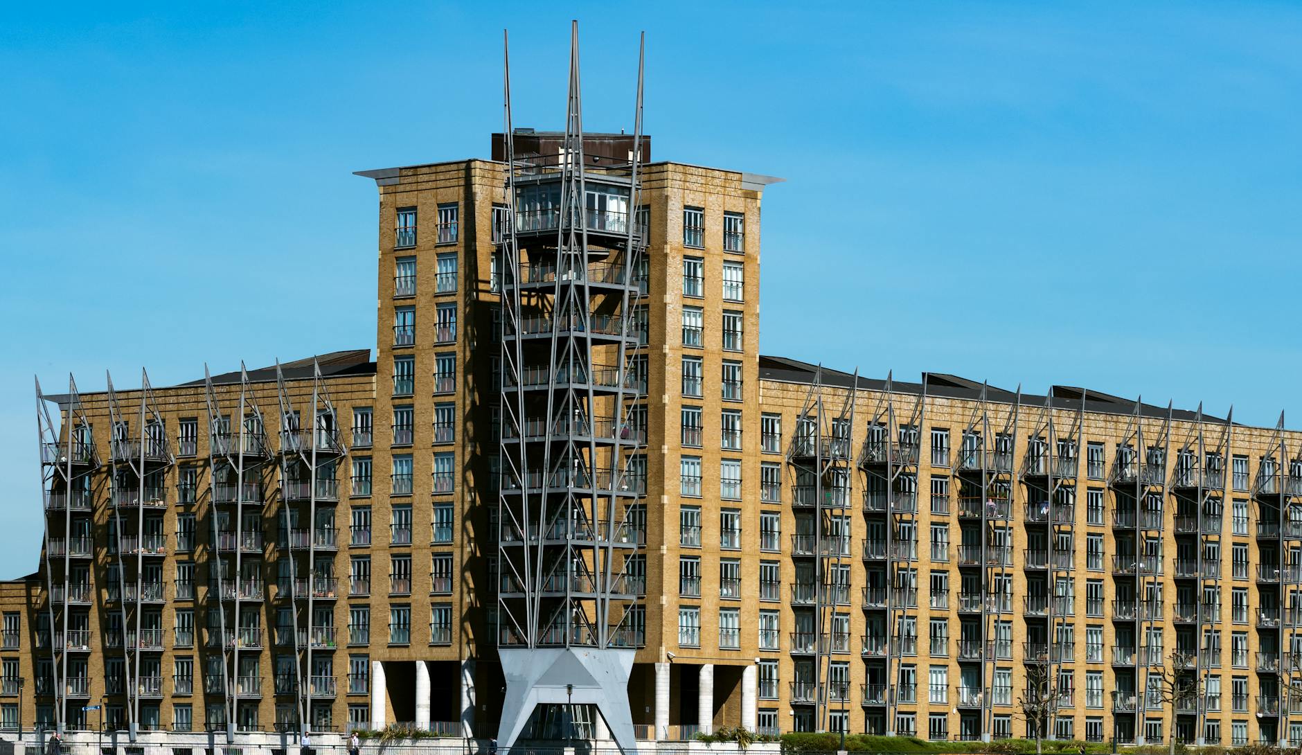 Modern apartment building in Glasgow with sustainable features