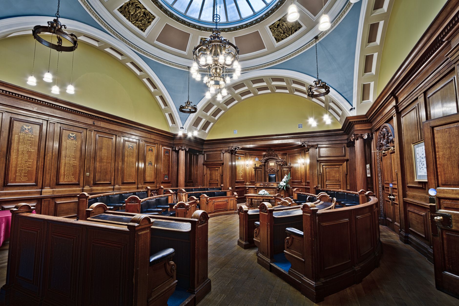 Council planning meeting debate